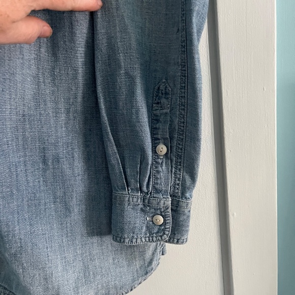 Madewell Chambray Denim Shirt, XS - Picture 6 of 9